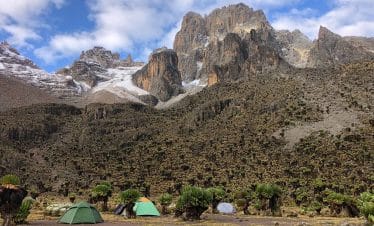 Mount Kenya Trekking Chogoria – Point Lenana